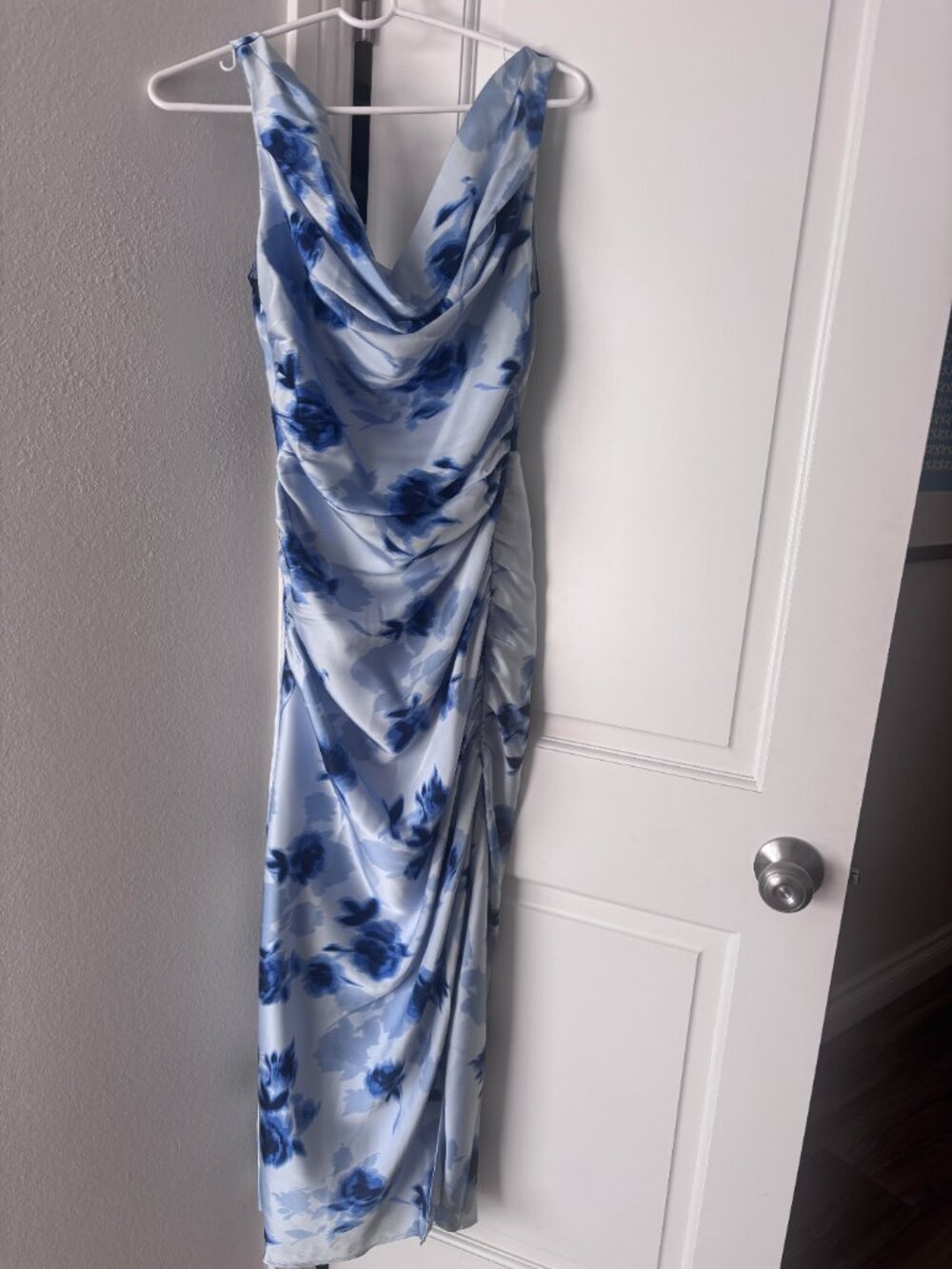 Worn Once- Abercrombie Cowl Neck Draped Maxi Dress in Blue Floral - Picture 3 of 4